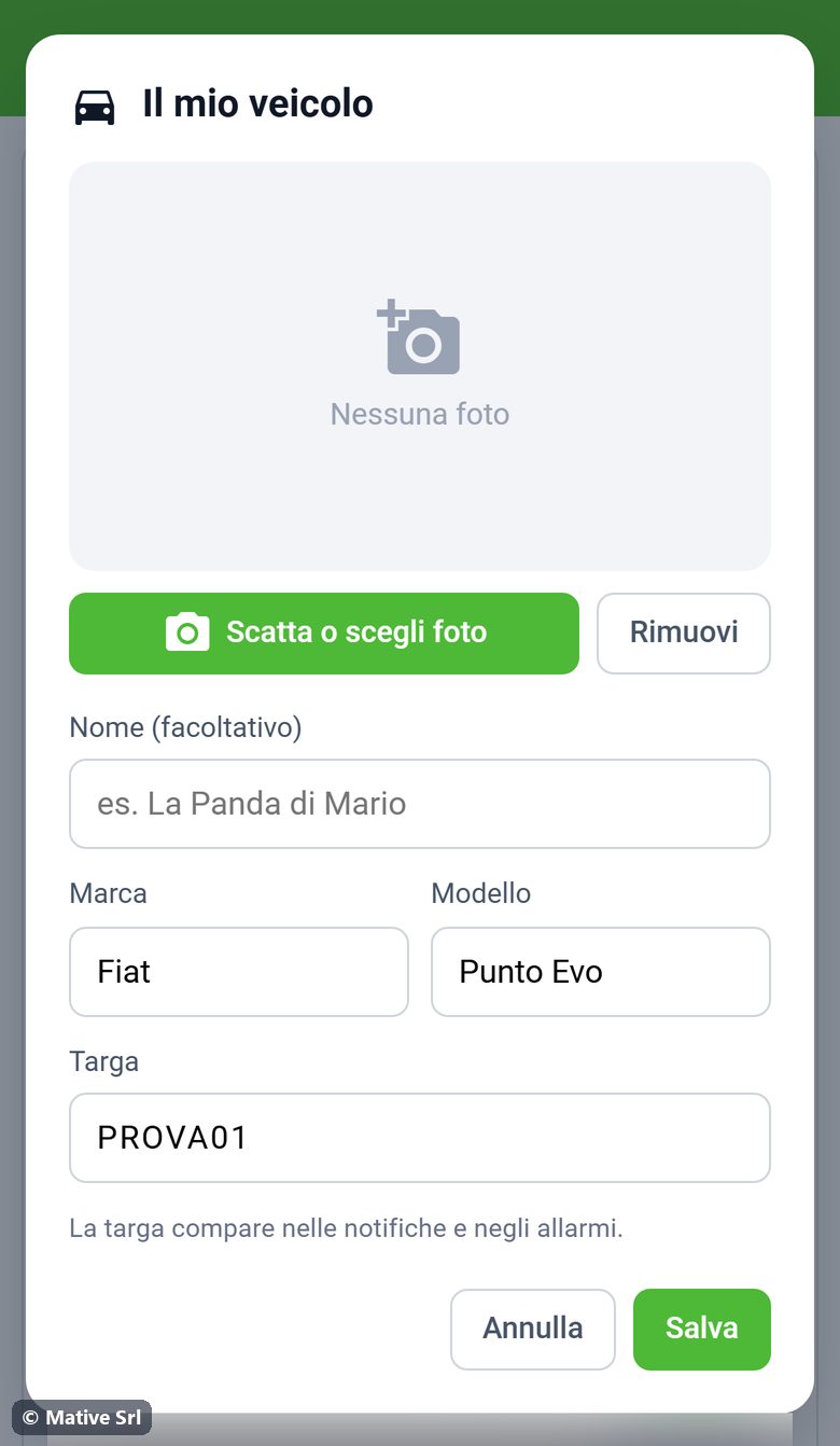 Il mio veicolo panel with photo, name, brand, model and plate fields